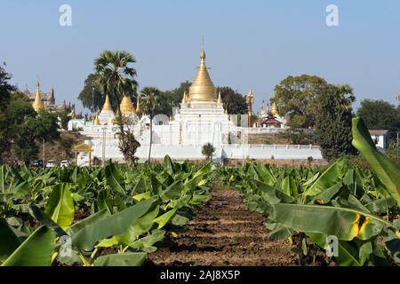 Maha Aung Mye Bonzan monastery in Innwa, Myanmar (Birma) Stock Photo