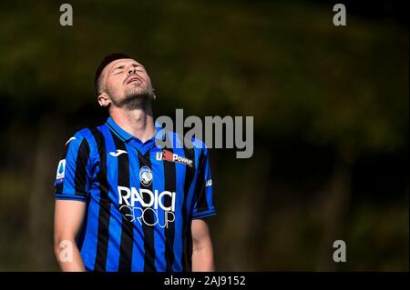 Josip Ilicic of Atalanta Bc looks on during the Serie A match