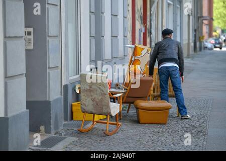 Mobel Trodler Moabit Mitte Berlin Deutschland Stock Photo Alamy