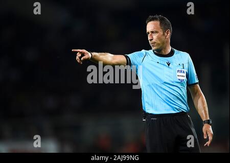 Turin, Italy. 22 August, 2019: Referee Artur Soares Dias gestures during the UEFA Europa League playoff football match between Torino FC and Wolverhampton Wanderers FC. Wolverhampton Wanderers FC won 3-2over Torino FC. Credit: Nicolò Campo/Alamy Live News Stock Photo