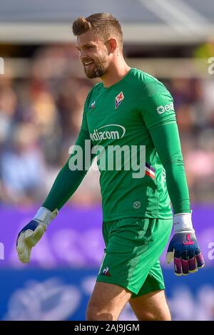 Florence, Italy. 14 September, 2019: Bartlomiej Dragowski of ACF Fiorentina looks on during the Serie A football match between ACF Fiorentina and Juventus FC. The match ended in a 0-0 tie. Credit: Nicolò Campo/Alamy Live News Stock Photo
