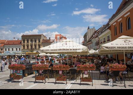 Outdoor Restaurants, Piata Sfatului (Council Square), Brasov, Transylvania Region, Romania
