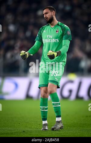 Turin, Italy - 10 November, 2019: Gianluigi Donnarumma of AC Milan reacts during the Serie A football match between Juventus FC and AC Milan. Juventus FC won 1-0 over AC Milan. Credit: Nicolò Campo/Alamy Live News Stock Photo