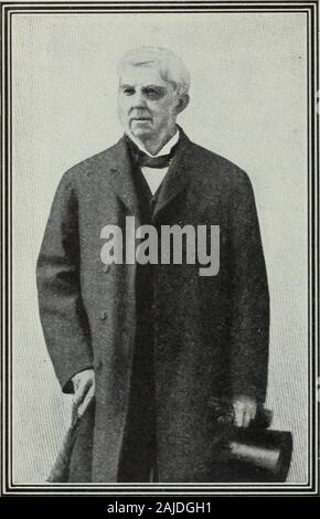 Review of reviews and world's work . ion to thatjournal from the beginning. A large ele-ment of the Atlantics success, as we all know, came from the brilliant dash of the Autocrat of the Breakfast lable. THE PHYSICLAX .AS .^LAX OF LETTERS. His companions in his profession knowvery well how accurate he was in his studiesin their line. But the interesting thing isthat, while he did not confine himself to hisprofessional reading, he did read all he readwith so much system, and was nev^r desul-tory in his habit of thought or in his habitof work. All this gossiping essay-writing,ornamental if you p Stock Photo