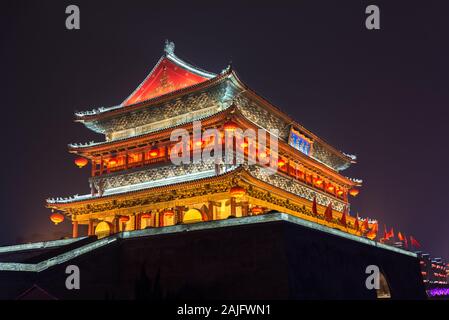 Xi’an, China: Beautifull scenic view of The Drum Tower of Xian illuminated by night Stock Photo