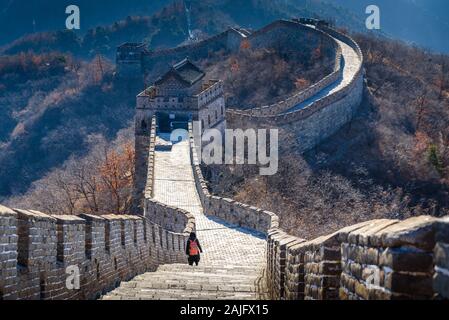 Panoramic view of Great Wall of China in winter, Mutianyu Section, defensive tower Stock Photo