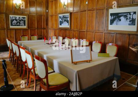 Crimea, Livadia - May 14.2012: interior billiard room in the English style in which, during an official lunch the heads of delegations, Joseph Stalin, Stock Photo