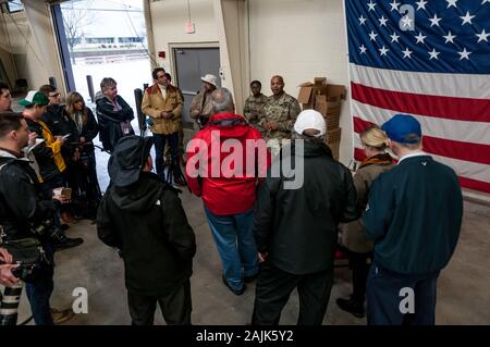 Pope Army Airfield, NC, USA. 4th Jan, 2020. Jan. 4, 2020 - POPE ARMY AIRFIELD, N.C., USA - Lt. Col. Mike Burns, division public affairs officer, briefs the media on U.S. Army paratroopers from the 1st Brigade Combat Team, 82nd Airborne Division, deploying from Pope Army Airfield, North Carolina. The 'All American Division' Immediate Response Force (IRF), based at Fort Bragg, N.C., mobilized for deployment to the U.S. Central Command area of operations in response to increased threat levels against U.S. personnel and facilities in the area. TodayÃs deployment follows the Jan. 1 deployment Stock Photo