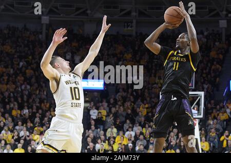 January 01, 2020: Wichita State Shockers head coach Gregg Marshall has ...