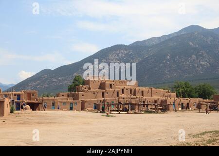 Taos Pueblo, UNESCO World Heritage Site, Taos, New Mexico, USA Stock Photo