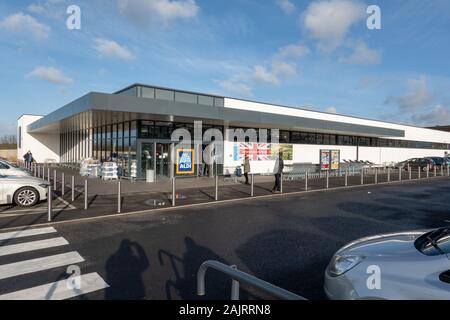 Exterior of Aldi store, Southway, Plymouth, UK Stock Photo