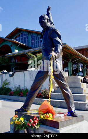 Freddie Mercury Statue, Quai de la Rouvenaz, Lake Geneva, Montreux, Canton Vaud, Switzerland. Stock Photo