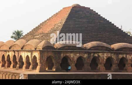 Bishnupur, West Bengal, India - February 8, 2018: A view of the pyramidal spire of the ancient temple called Rasmancha built by the Malla Kings in the Stock Photo