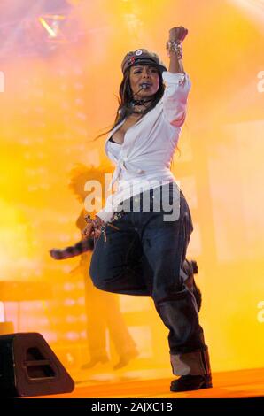 Milano Italy  29/05/2004 Festivalbar ,  Live concert of Janet Jackson at the Arena Civica  Photo Fabio Diena Stock Photo