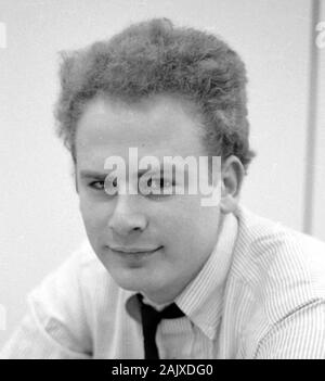 ART GARFUNKEL (Promotional photo of American singer and poet about 1972 Stock Photo
