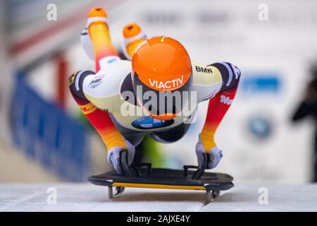 Jacqueline LOELLING (GER), start, action, BMW IBSF World Cup Skeleton for women, on January 5th, 2020 in Winterberg/Germany. Â | usage worldwide Stock Photo