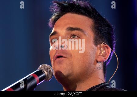 Milano Italy 05/31/2003, Civic Arena :  Robbie Williams in concert during the musical event 'Festivalbar 2003'. Stock Photo