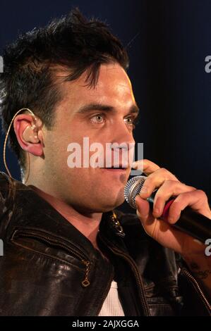Milano Italy 05/31/2003, Civic Arena :  Robbie Williams in concert during the musical event 'Festivalbar 2003'. Stock Photo