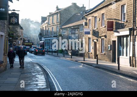 Bridge Street leading to Rutland Square in the picturesque market town of Bakewell in the Peak District National Park, Derbyshire, UK Stock Photo