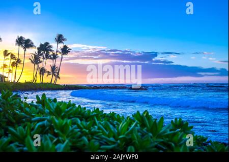 Sunrise over the coast of Kauai, Hawaii Stock Photo - Alamy