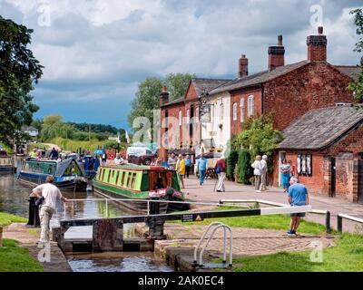 Fradley Junction on the Trent and Mersey Canal Stock Photo