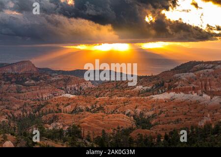 Dramatc sunrise over the amphitheater at the Bryce Canyon, Utah Stock Photo