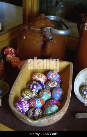 Easter eggs painted in traditional Sorbian style can be seen in the Lehde open air museum in Lübbenau (Brandenburg), Germany. (Undated picture) | usag Stock Photo