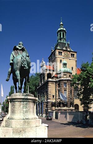An equestrian statue of the prince regent Luitpold of Bavaria (1821-1912) stands in front of the Bavarian National Museum in Munich. Munich is the cap Stock Photo