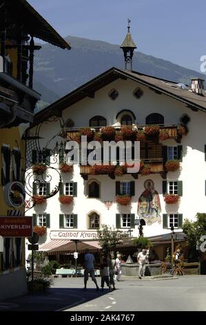 Ortskern von Mayerhofen im Zillertal, Tirol | usage worldwide Stock Photo