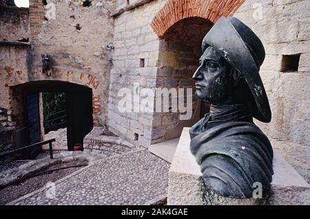 A bust of the German poet and natural scientist Johann Wolfgang von Goethe (1749-1832) stands in Malcesine at the eastern lakefront of Lake Garda in N Stock Photo