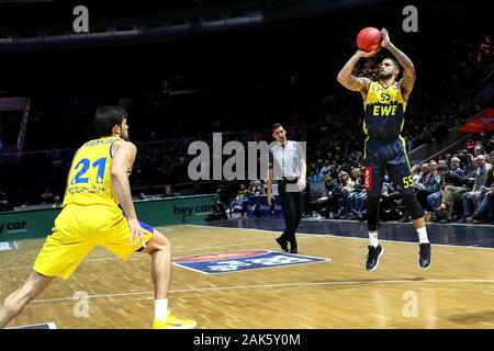 Braunschweig, Germany, December 30, 2019:Tyler Larson of EWE Oldenburg Basket in action during the BBL Basketball Bundesliga match Stock Photo