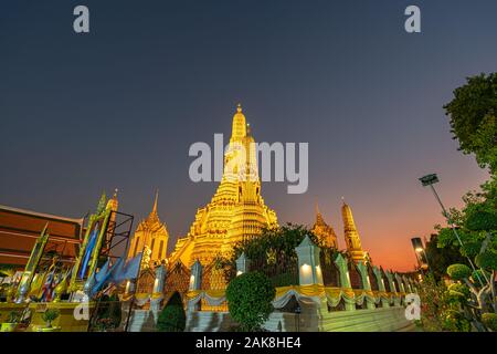 BANGKOK, THAILAND - December 16,2019: Large illuminated temple Wat Arun. Wat Arun the biggest and tallest pagoda in the world is famous landmark in Ba Stock Photo