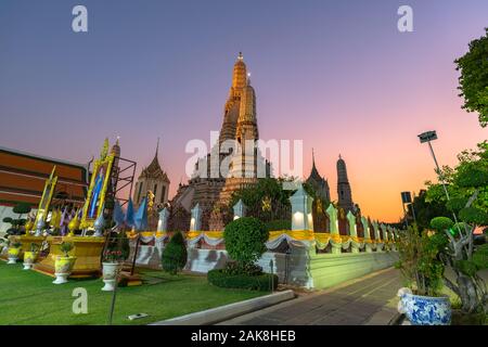 BANGKOK, THAILAND - December 16,2019: Large illuminated temple Wat Arun. Wat Arun the biggest and tallest pagoda in the world is famous landmark in Ba Stock Photo