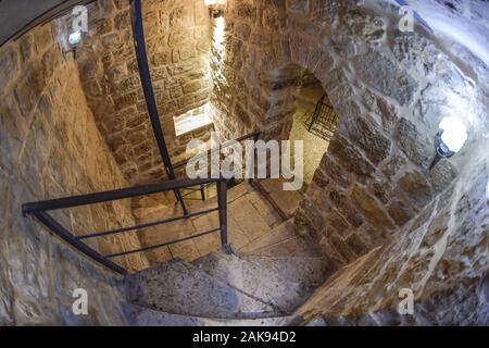 Höhle, St.-Anna-Kirche, Geburtsort Jungfrau Maria, Jerusalem, Israel Stock Photo
