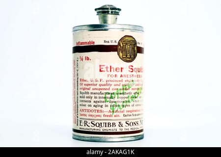 Vintage 1940s Poison 1/4 lb. ETHER SQUIBB For Anesthesia. Produced by E.R. Squibb New York and made available to American Military during the WWII Stock Photo