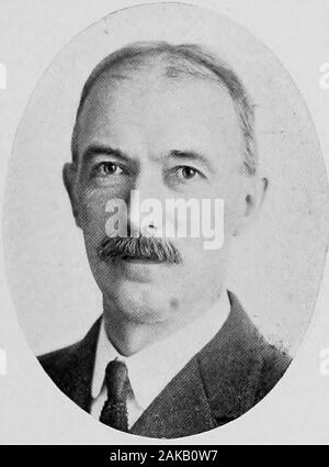 Empire state notables, 1914 . HON. J. R. CLANCY Manufacturer, Elected to 63rd Congress from 35th New York District Syracuse, N. y.. EDMUND PLATTPublisher, Mem. Congress, Eleected to 63rdCongress from 26th Dist., N. Y., Since 1891Engaged in Publication of PoughkeepsieEagle, Which Has Been in Possession of Family Since 1828Poughkeepsie, N. Y. Stock Photo