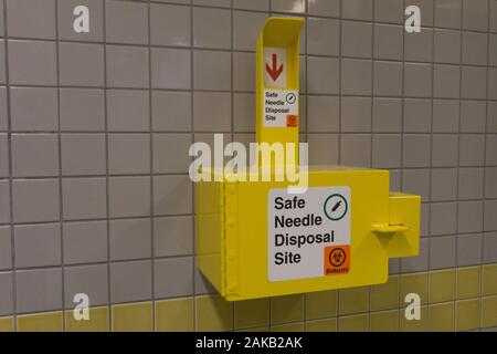 Medical waste container medical disposal bin sharp disposal safe sharp  container. Medical waste bin 0,7 liter. Yellow biohazard medical  contaminated c Stock Photo - Alamy