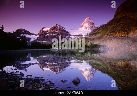 Landscape with lake and mountains, Mt. Assiniboine Provincial Park, British Columbia, Canada Stock Photo