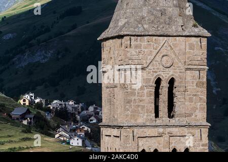 France, Hautes Alpes, Villar d'Arène village Stock Photo