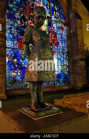 France, Moselle, Sarrebourg, R ue de la Vieille Caserne, sculpture circuit in the city, sculpture in front of the Cordeliers chapel, Marc Chagall's stained glass, the 1976 Tree of Life, night Stock Photo