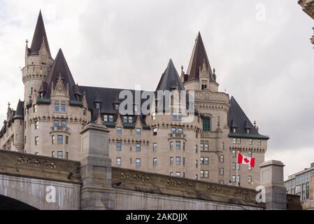 Fairmont Château Laurier, Ottawa. ... Located in the center of Downtown Ottawa Stock Photo