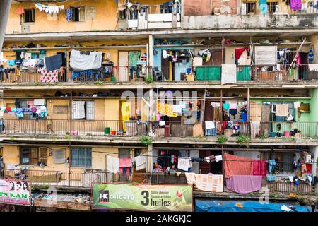 Ivory Coast, Abidjan, Treichville market area, building facade Stock Photo