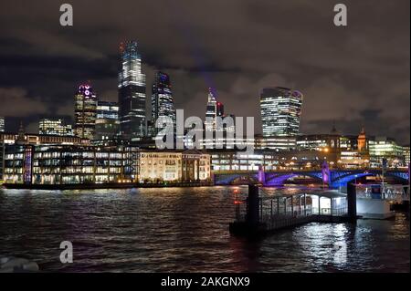 United Kingdom, London, the skyscrapers of the City with the 122 Leadenhall Tower also nicknamed The Cheesegrater by the architect Richard Rogers in the center and the 20 Fenchurch Street nicknamed the Walkie-Talkie designed by the architect Rafael Vinoly right, the Bankside Pier on the Thames in the foreground Stock Photo