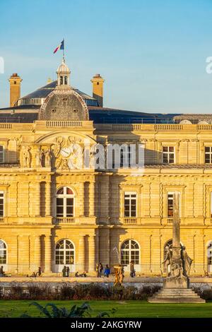 France, Paris, Luxembourg garden in autumn, the Senate Palace Stock Photo