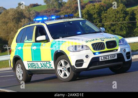 A BMW X5 paramedic rapid resonse vehicle in Uttoxeter, operated by West Midlands Ambulance Service Stock Photo