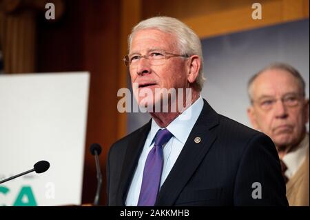 U.S. Senator Roger Wicker (R-MS) speaks about the United States-Mexico-Canada Agreement (USMCA) in Washington, DC. Stock Photo