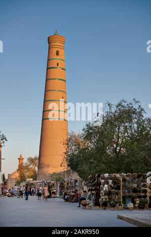 minaret of Djuma Mosque also known as Juma Masjidi Va Minorasi, Itchan-Kala, Khiva, Uzbekistan, Central Asia Stock Photo