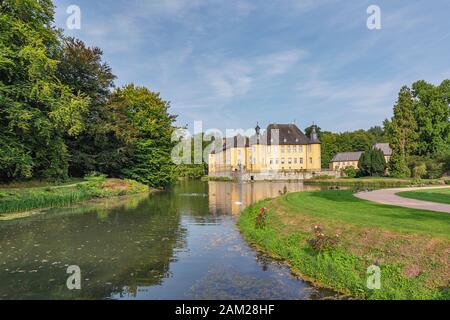 Juechen -  View from Baroque Bridge to Stronghold at Castle Dyck, North Rhine Westphalia, Germany, Juechen 25.08.2017 Stock Photo