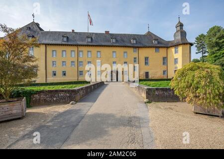 Juechen -  View from Outer Bailey to Stronghold at Castle Dyck, North Rhine Westphalia, Germany, Juechen 25.08.2017 Stock Photo