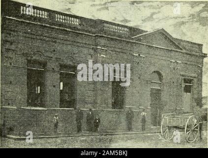 https://l450v.alamy.com/450v/2am5bkj/la-mujer-casa-propiedad-de-donprensa-en-general-acha-mariano-rojo-corresponsal-de-la-yokey-club-casapropiedad-de-dichocentro-construida-bajola-presidencia-del-exsecretario-de-la-gobernacin-don-eduardo-dchapeaur-rouge-esta-sociedad-estambin-propietaria-dehipdromo-uno-de-losprimeros-en-pueblos-decampaa-de-la-importancia-deceneralacha-la-oracion-de-la-tarde-la-flor-y-el-aroma-lirio-del-nazaret-flor-de-los-cielos-lucero-de-la-tardeyo-te-saludo-al-declinar-el-da!ruega-por-los-humildes-pecadoresalivia-sus-miserias-y-doloressanta-madre-de-dios-y-madre-ma!-por-el-anuncio-que-gabr-2am5bkj.jpg